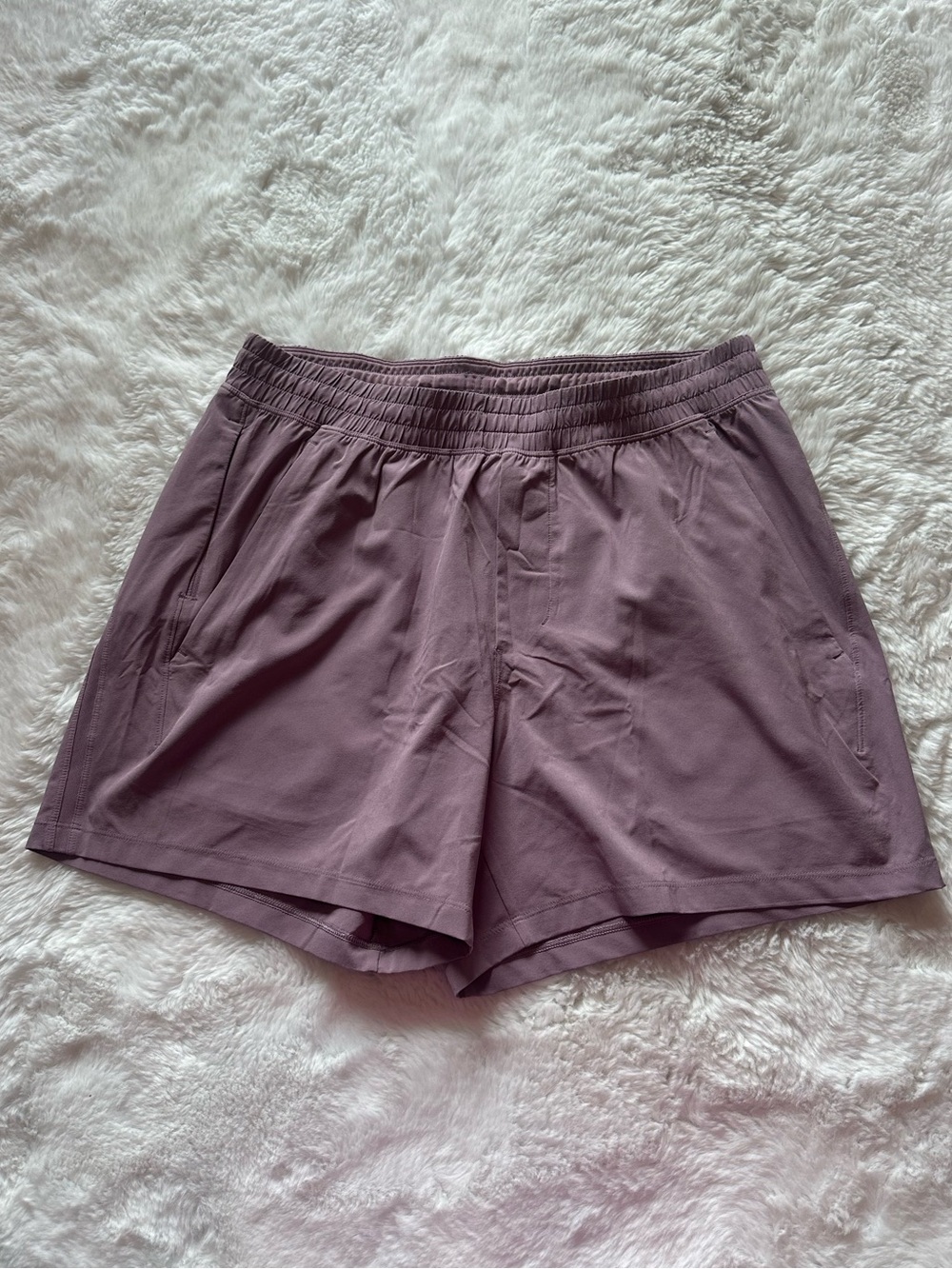 New Lululemon Athletic Shorts “5